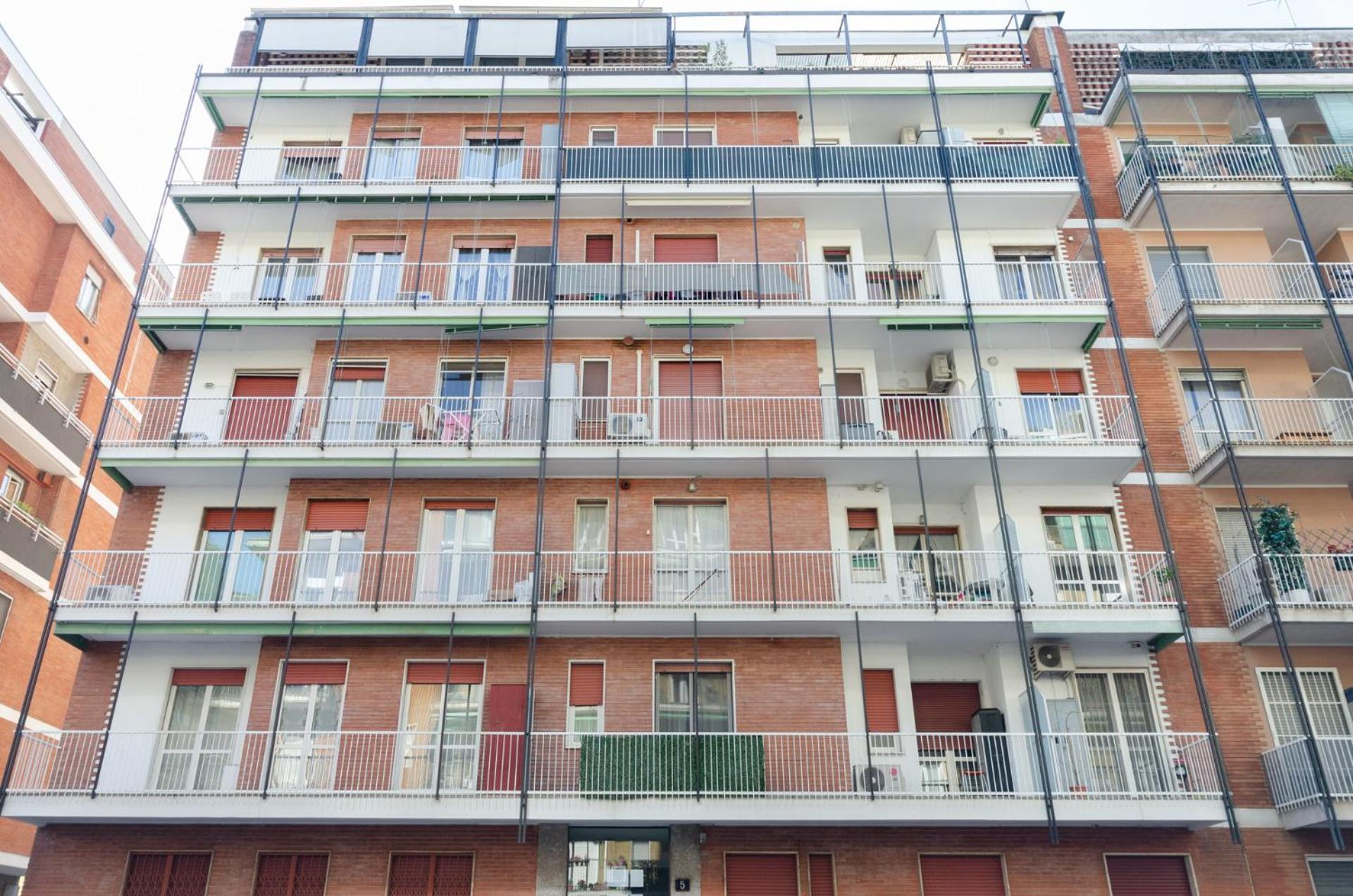 Vivimi Home Fiordalisi Stile & Comfort Vicino Metro Milano Esterno foto